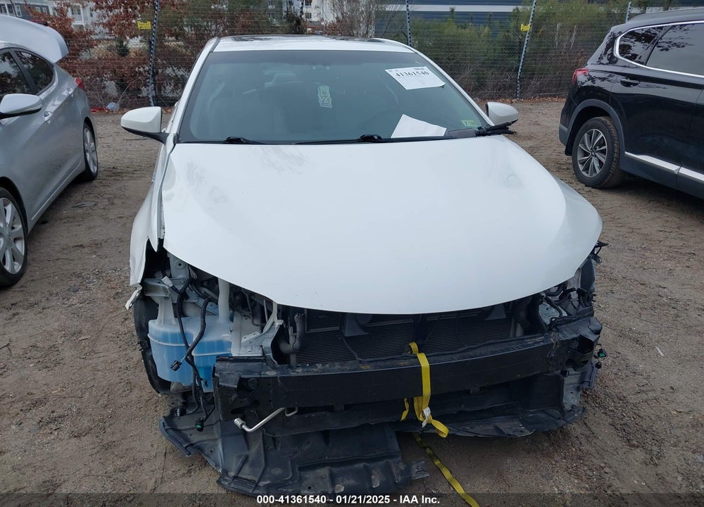2017 TOYOTA CAMRY HYBRID XLE VIN: 4T1BD1FK4HU204747