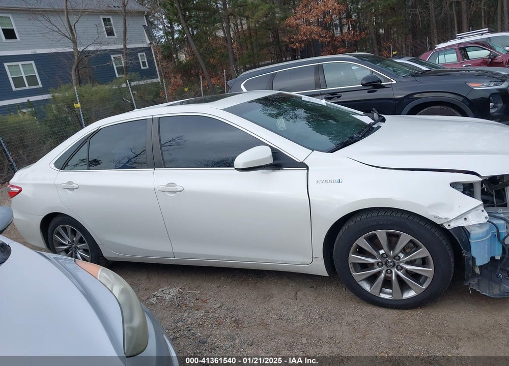 2017 TOYOTA CAMRY HYBRID XLE VIN: 4T1BD1FK4HU204747