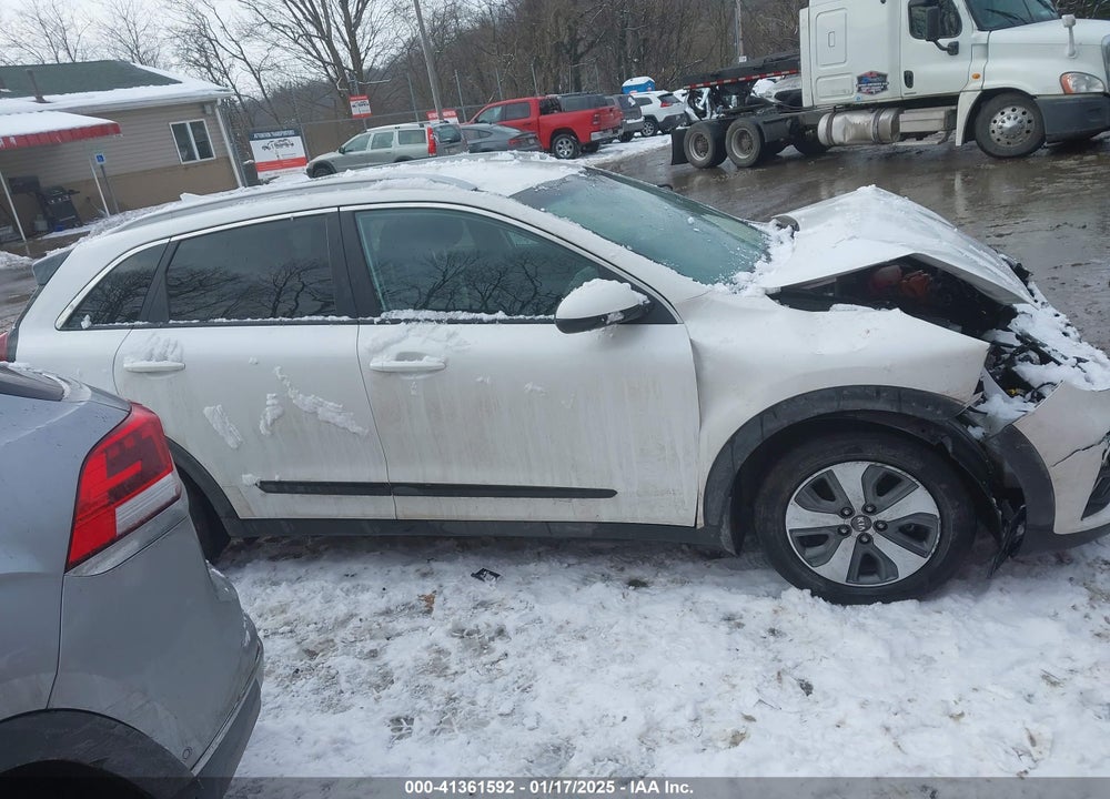 2021 KIA NIRO LX VIN: KNDCB3LC5M5462593