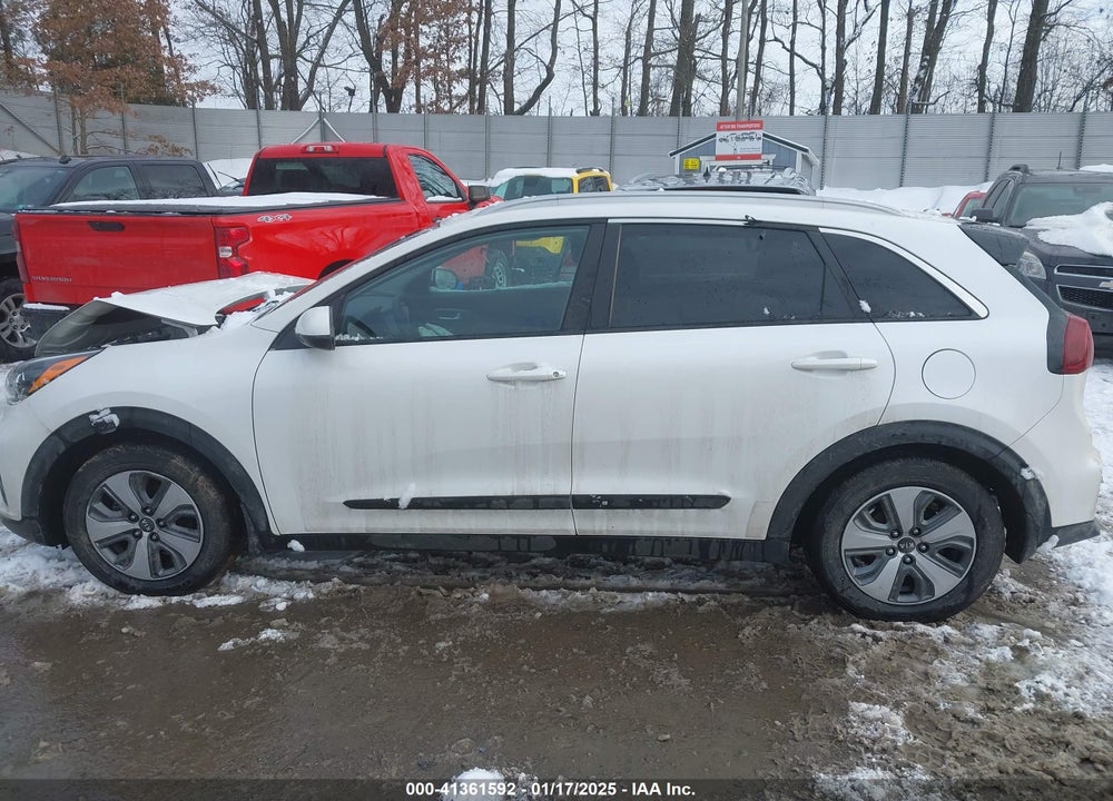 2021 KIA NIRO LX VIN: KNDCB3LC5M5462593
