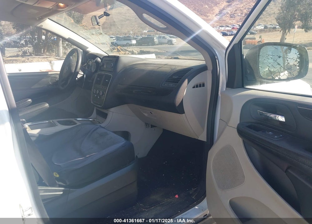 2016 DODGE GRAND CARAVAN SXT VIN: 2C4RDGCG9GR329745