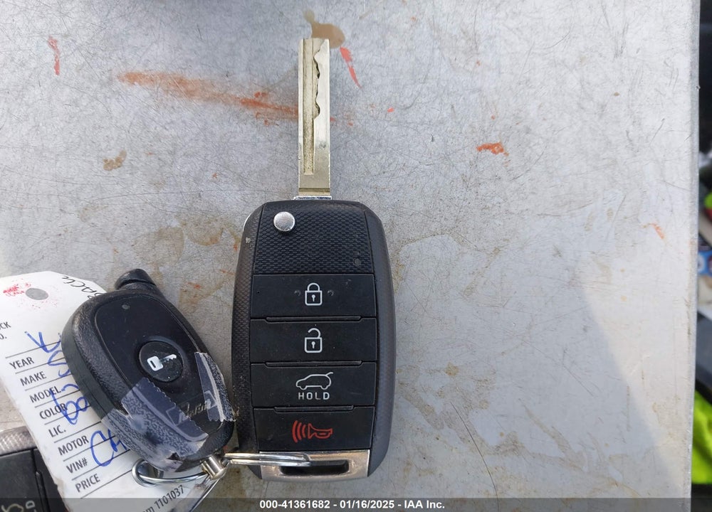 2017 KIA SORENTO 3.3L LX VIN: 5XYPGDA52HG291036