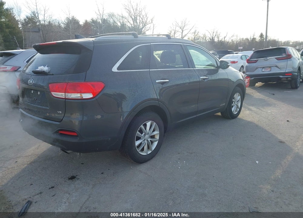 2017 KIA SORENTO 3.3L LX VIN: 5XYPGDA52HG291036
