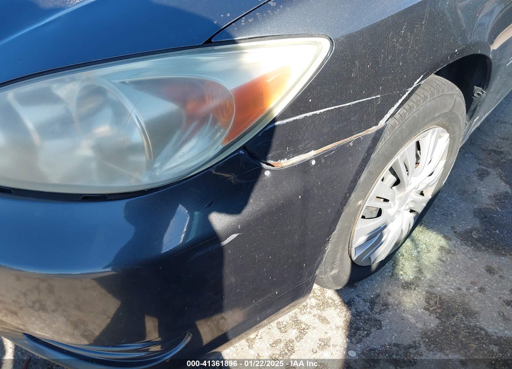 2004 TOYOTA CAMRY LE VIN: 4T1BE32K14U816865