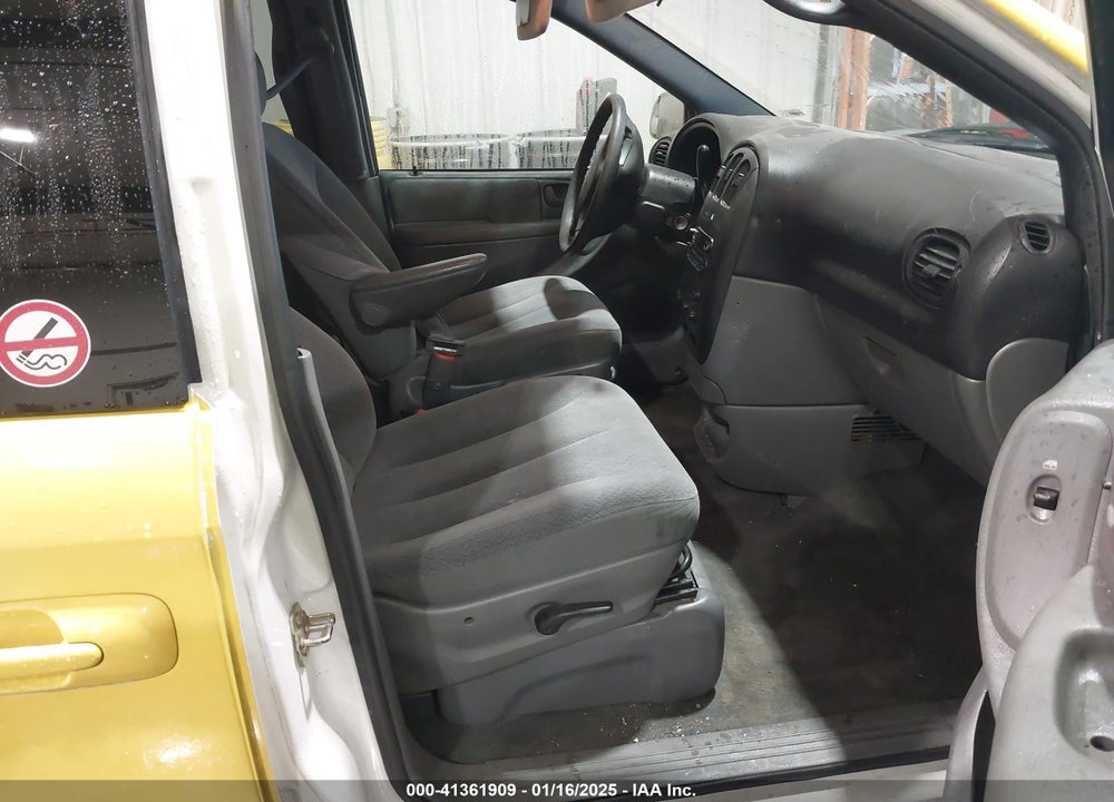 2005 DODGE GRAND CARAVAN SE VIN: 2D4GP24R95R189973