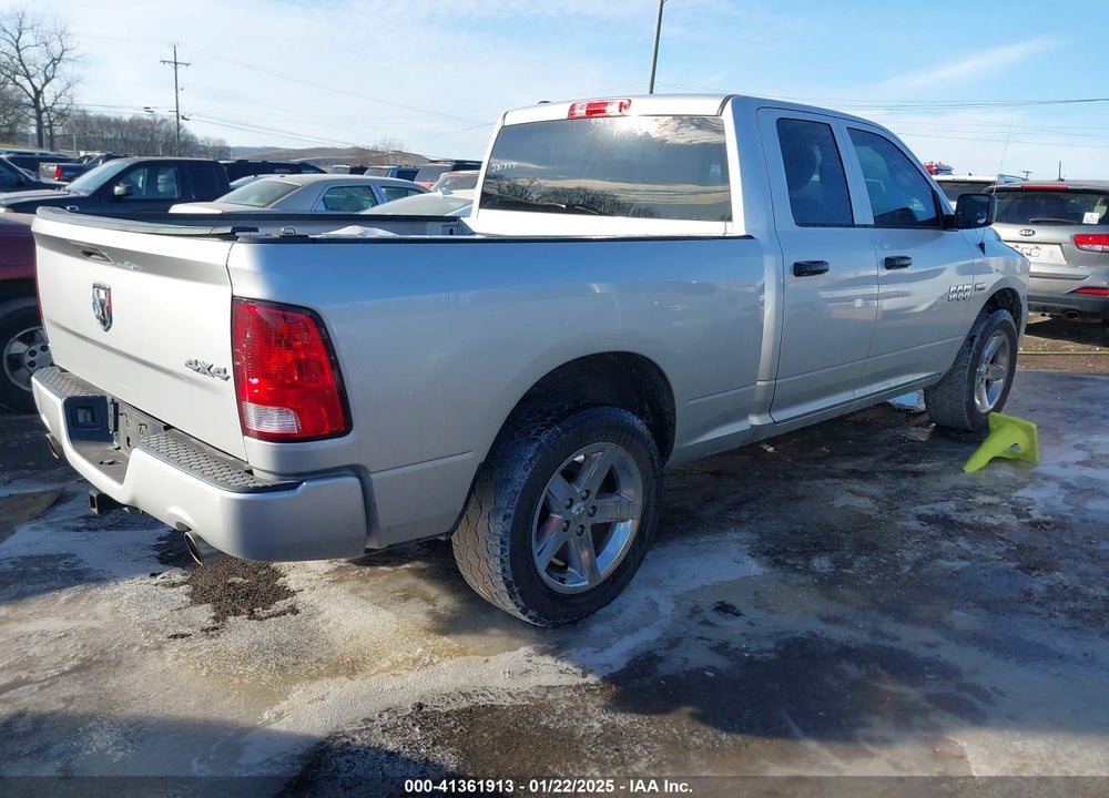 2017 RAM 1500 EXPRESS 4X4 6'4 BOX VIN: 1C6RR7FTXHS587855