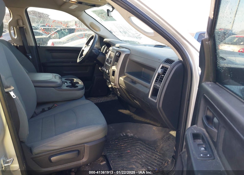 2017 RAM 1500 EXPRESS 4X4 6'4 BOX VIN: 1C6RR7FTXHS587855