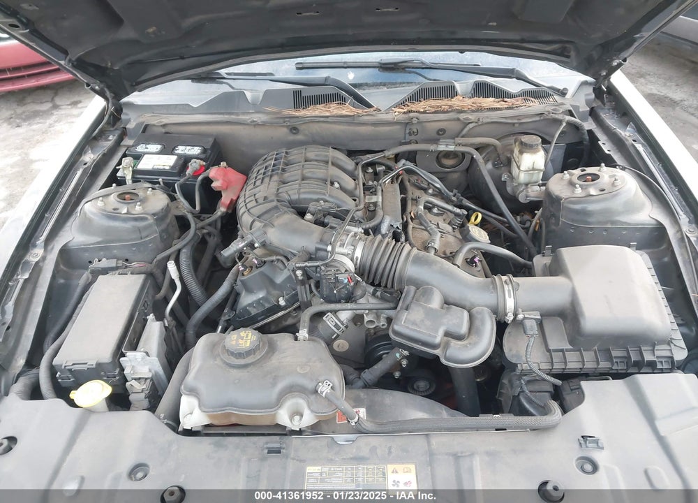 2014 FORD MUSTANG V6 VIN: 1ZVBP8AM8E5279970