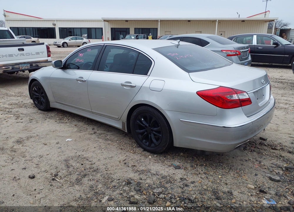 2013 HYUNDAI GENESIS VIN: KMHGC4DD9DU219642
