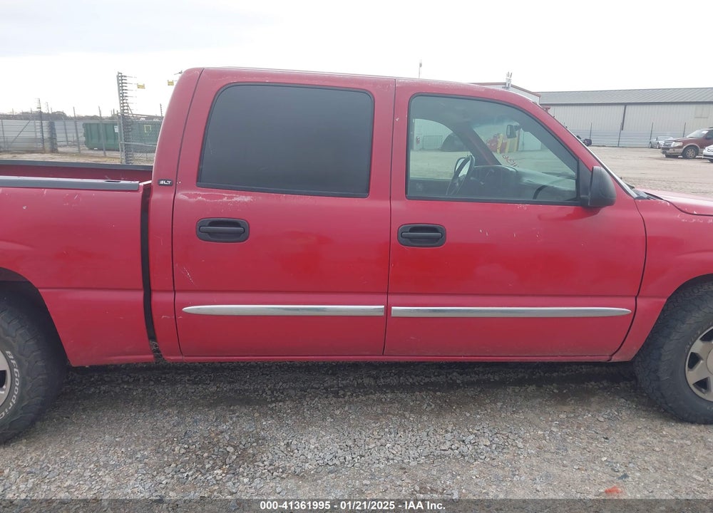 2005 GMC SIERRA 1500 SLE VIN: 2GTEC13T651261573