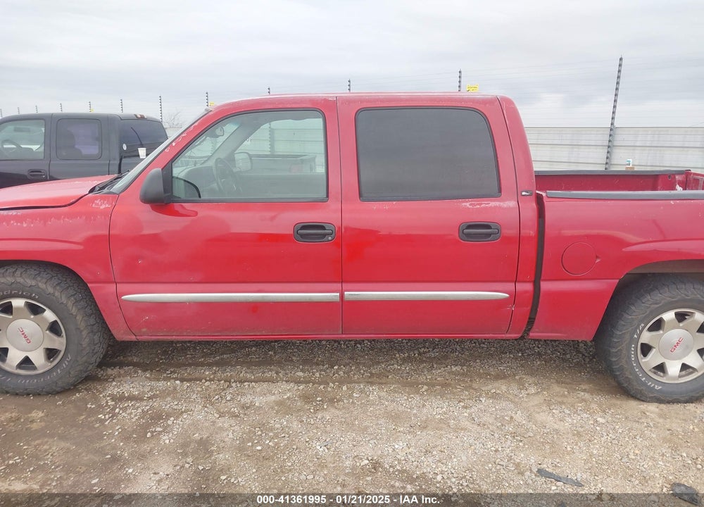 2005 GMC SIERRA 1500 SLE VIN: 2GTEC13T651261573