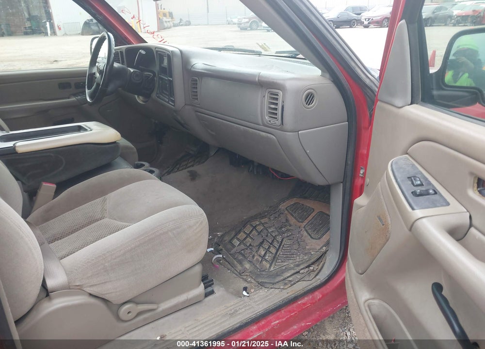 2005 GMC SIERRA 1500 SLE VIN: 2GTEC13T651261573