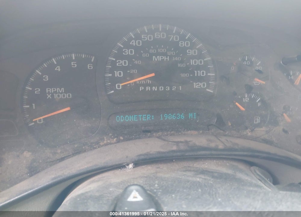 2005 GMC SIERRA 1500 SLE VIN: 2GTEC13T651261573