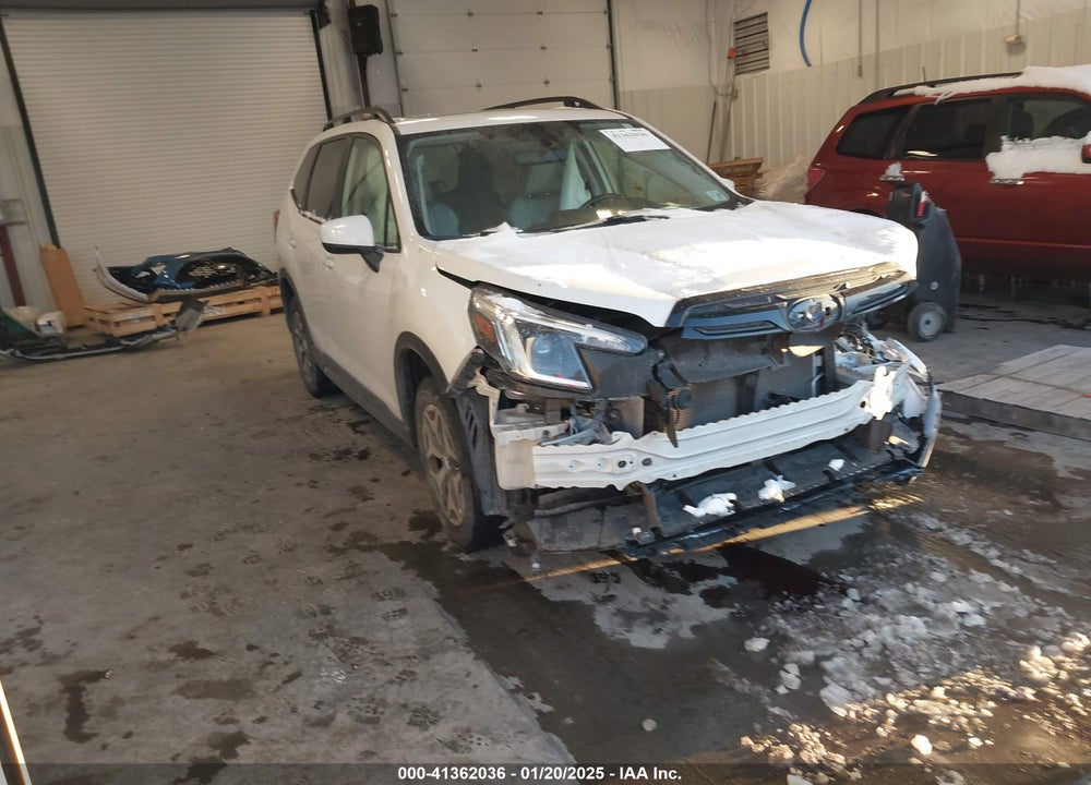 2022 SUBARU FORESTER PREMIUM VIN: JF2SKAECXNH401433