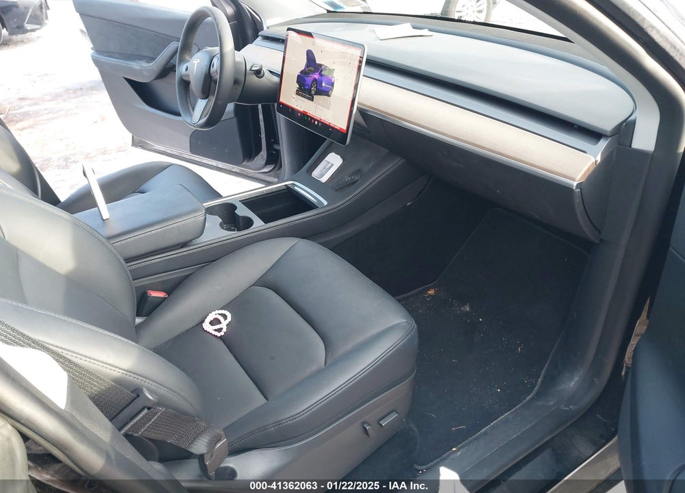 2022 TESLA MODEL Y LONG RANGE DUAL MOTOR ALL-WHEEL DRIVE VIN: 7SAYGDEE4NA008363