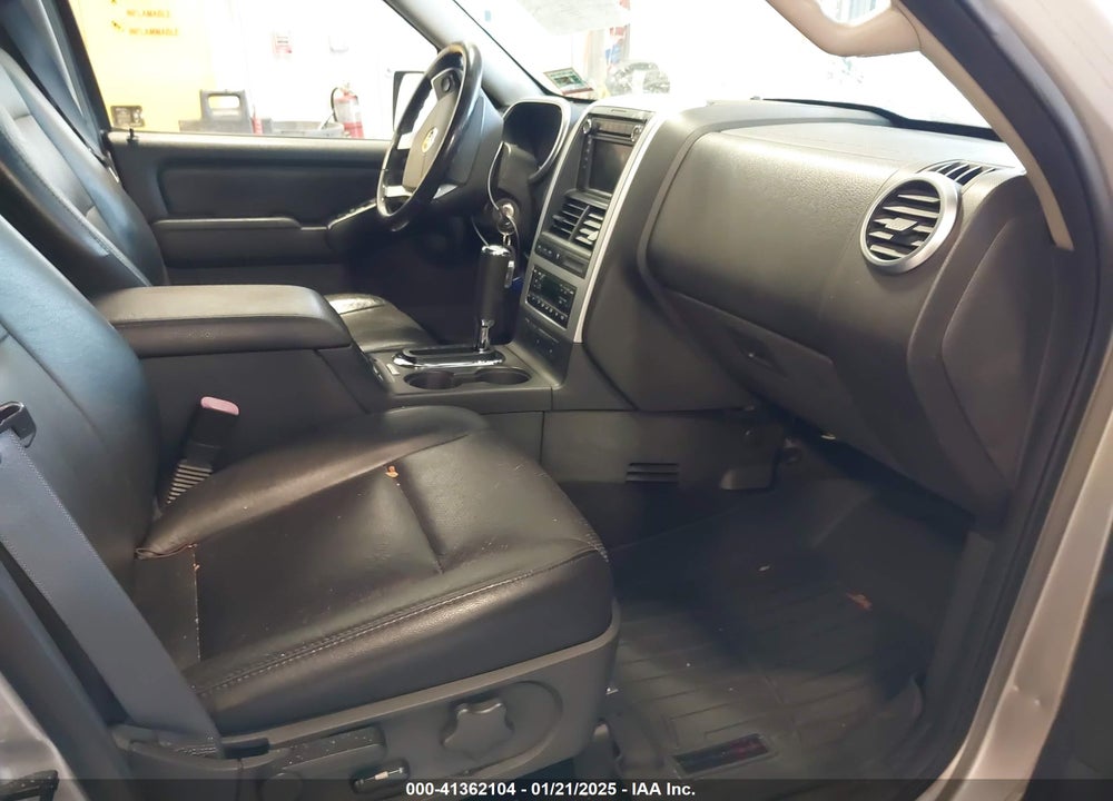 2008 MERCURY MOUNTAINEER PREMIER VIN: 4M2EU48818UJ16382
