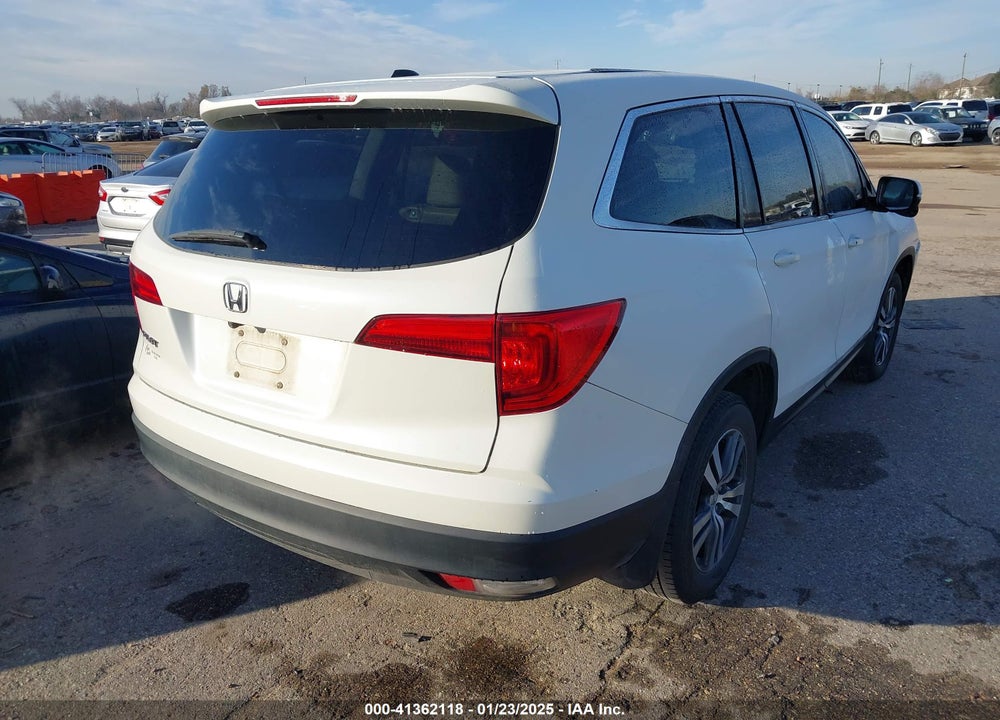 2018 HONDA PILOT EX-L VIN: 5FNYF5H58JB021793