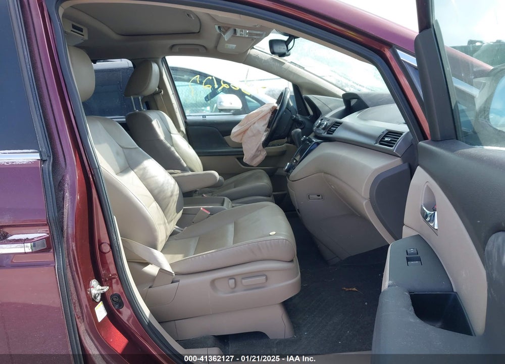 2017 HONDA ODYSSEY EX-L VIN: 5FNRL5H62HB003841