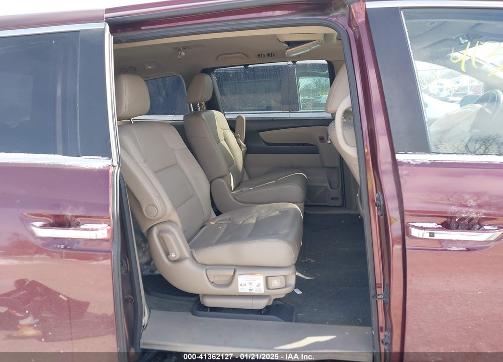 2017 HONDA ODYSSEY EX-L VIN: 5FNRL5H62HB003841