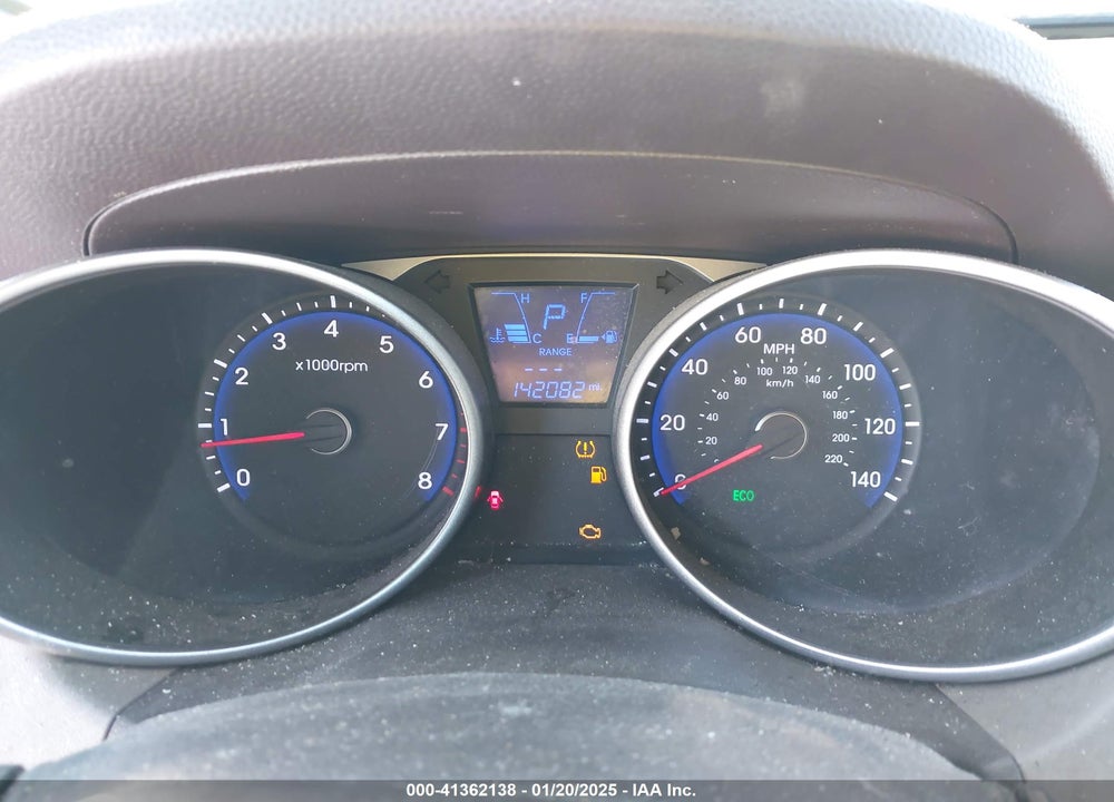 2015 HYUNDAI TUCSON SE VIN: KM8JUCAG8FU111740