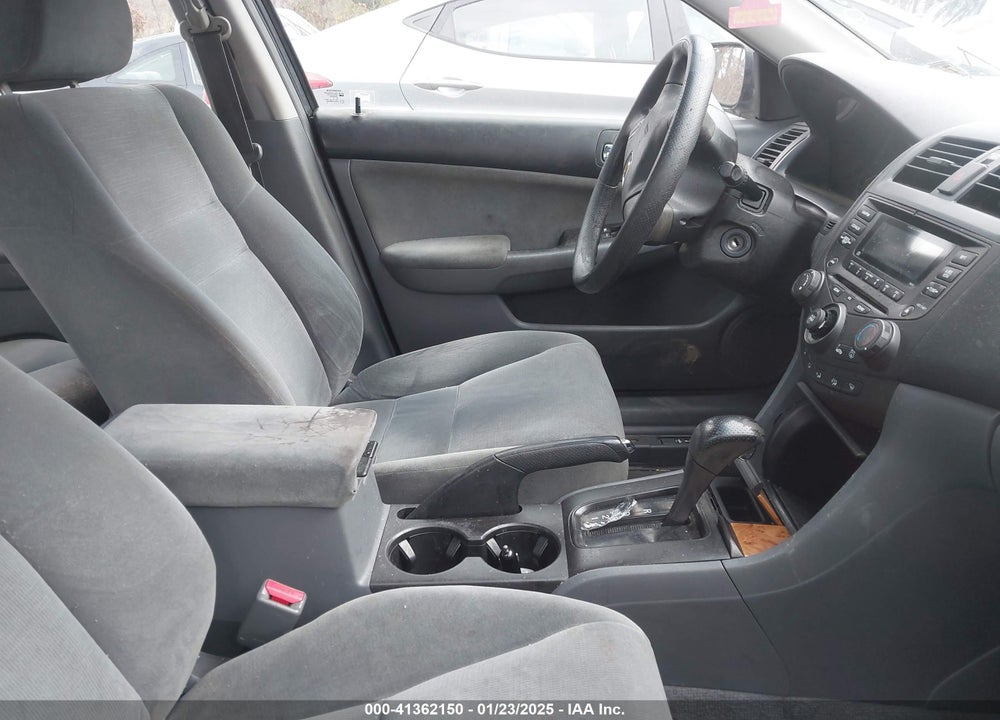 2006 HONDA ACCORD 2.4 LX VIN: 1HGCM56466A046283