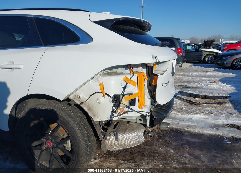 2017 JAGUAR F-PACE 35T PRESTIGE VIN: SADCK2BV5HA070454