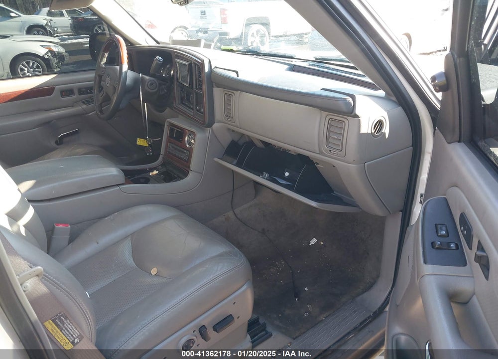 2006 CADILLAC ESCALADE STANDARD VIN: 1GYEC63N76R140827