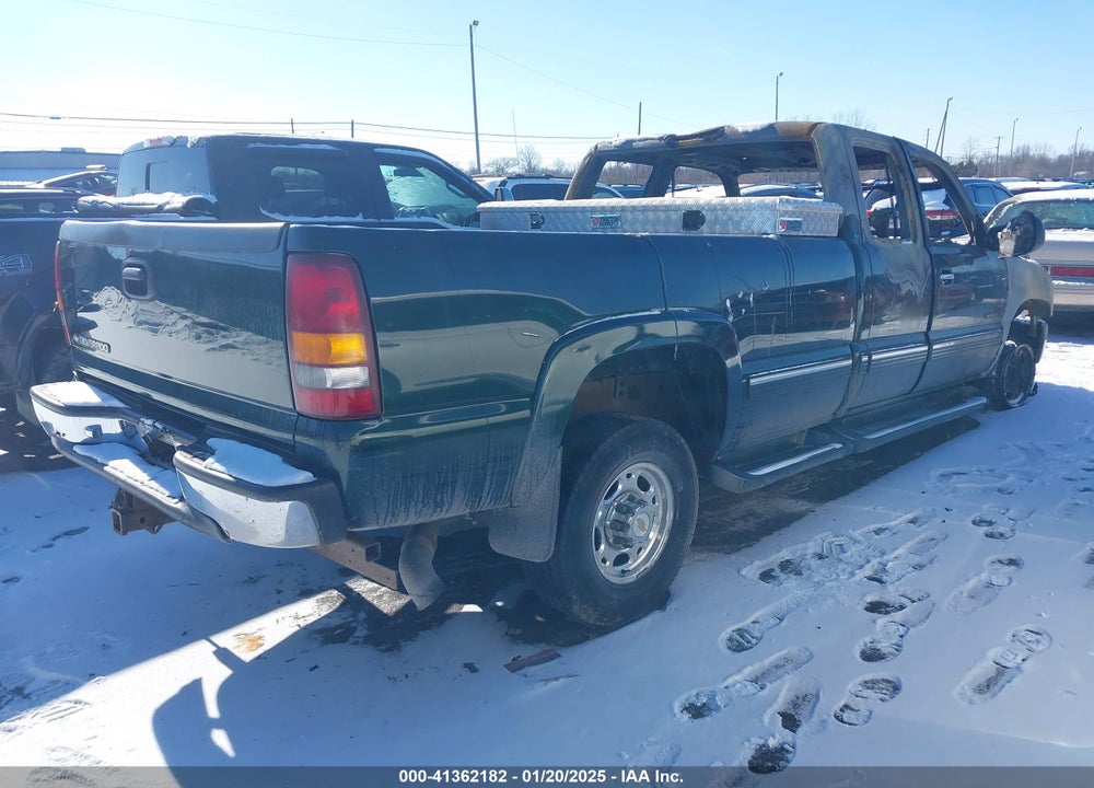 2002 CHEVROLET SILVERADO 2500HD LS VIN: 1GCHC29112E126651