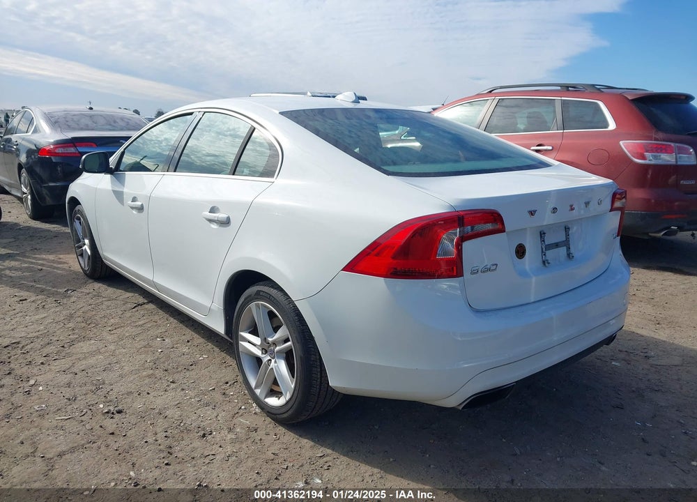 2014 VOLVO S60 VIN: YV1612FSXE2276056
