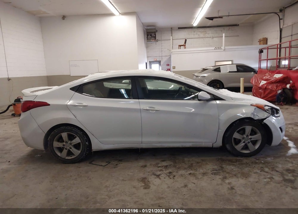 2013 HYUNDAI ELANTRA VIN: 5NPDH4AE6DH274050