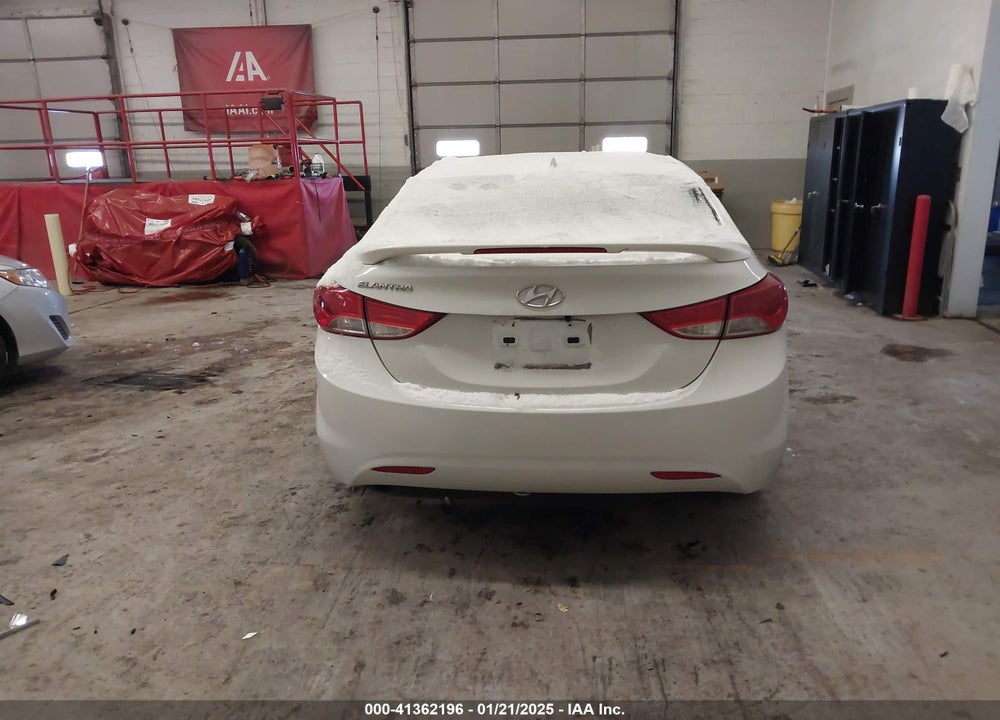 2013 HYUNDAI ELANTRA VIN: 5NPDH4AE6DH274050