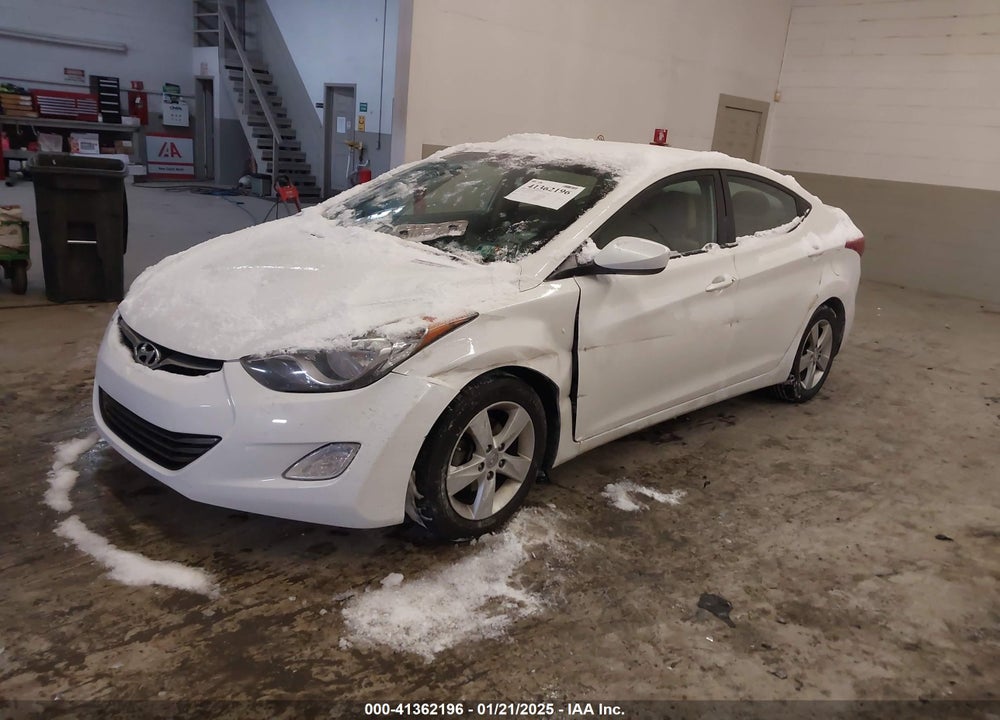 2013 HYUNDAI ELANTRA VIN: 5NPDH4AE6DH274050