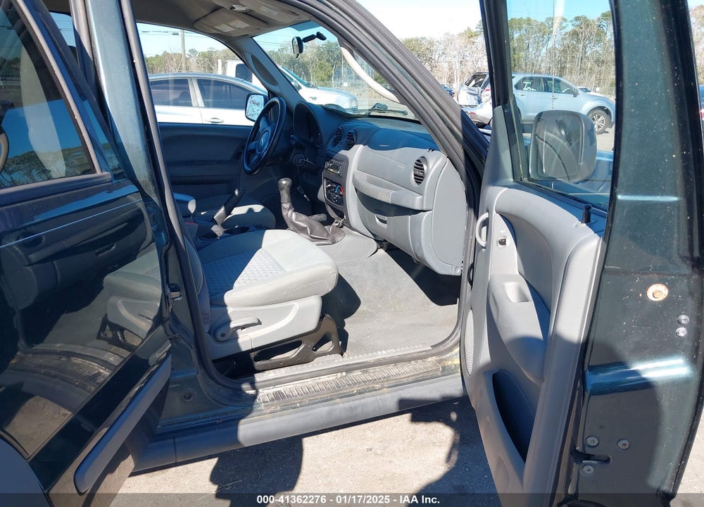 2006 JEEP LIBERTY SPORT VIN: 1J4GL48K16W128377