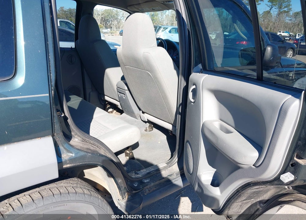 2006 JEEP LIBERTY SPORT VIN: 1J4GL48K16W128377