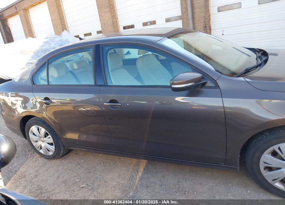 2014 VOLKSWAGEN JETTA VIN: 3VWB07AJ4EM422881