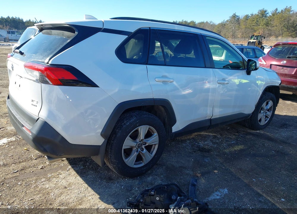 2019 TOYOTA RAV4 VIN: JTMP1RFV0KD030890