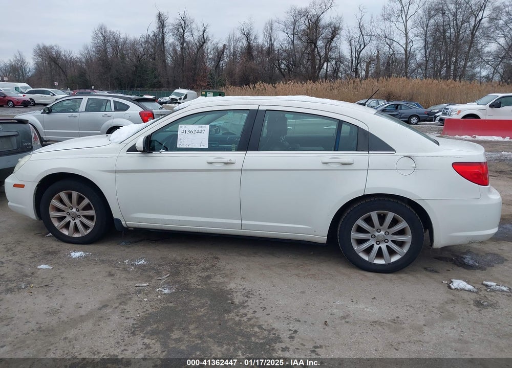 2010 CHRYSLER SEBRING VIN: 1C3CC5FB0AN172290