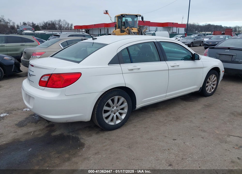 2010 CHRYSLER SEBRING VIN: 1C3CC5FB0AN172290