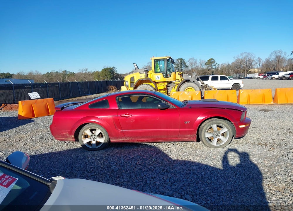 2007 FORD MUSTANG VIN: 1ZVHT82H075217702