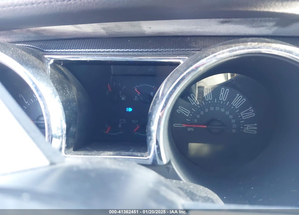 2007 FORD MUSTANG VIN: 1ZVHT82H075217702