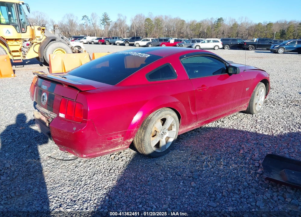 2007 FORD MUSTANG VIN: 1ZVHT82H075217702
