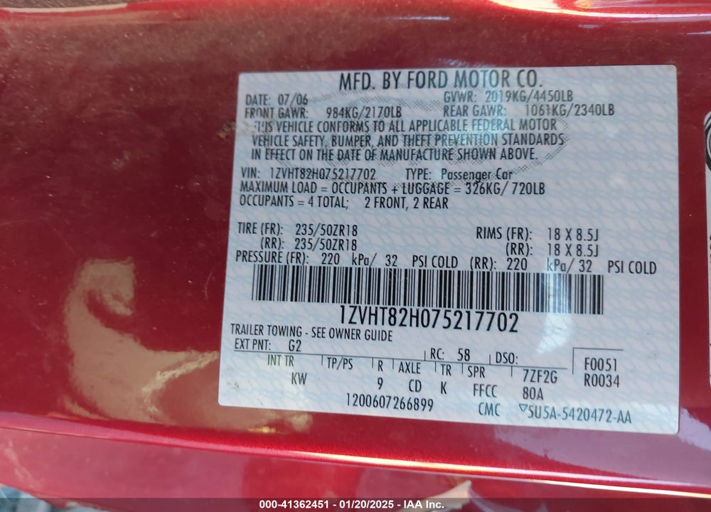 2007 FORD MUSTANG VIN: 1ZVHT82H075217702