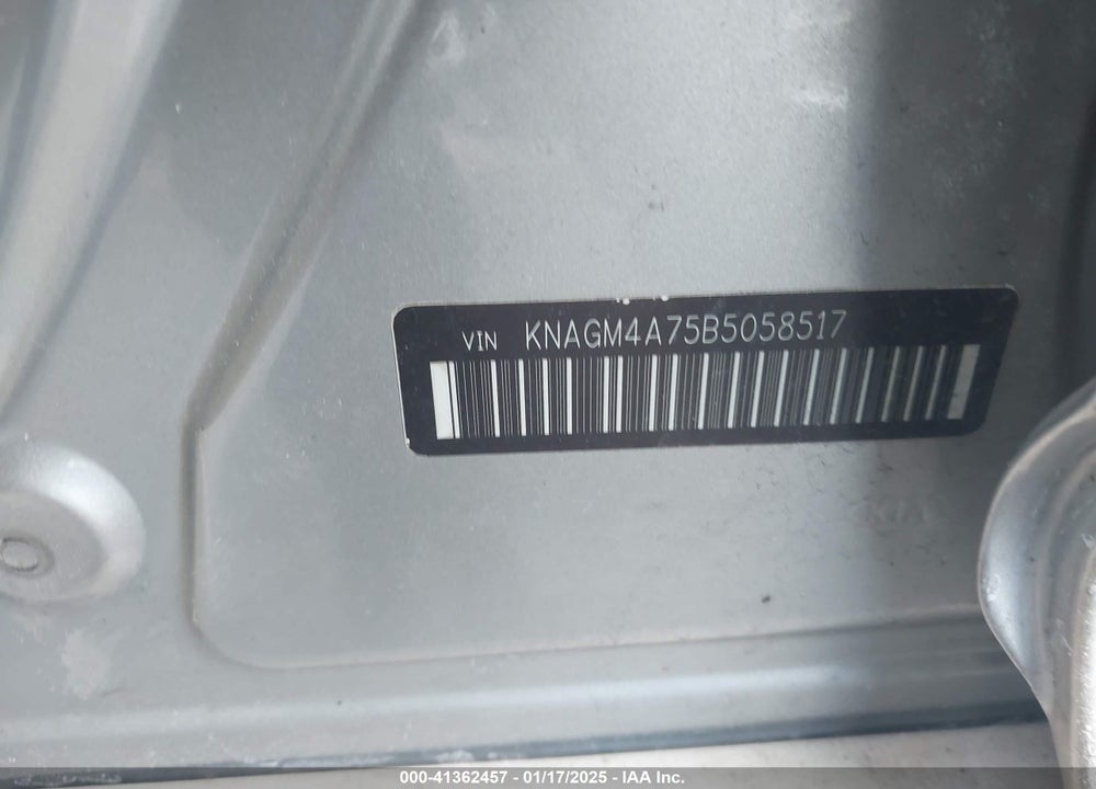 2011 KIA OPTIMA LX VIN: KNAGM4A75B5058517