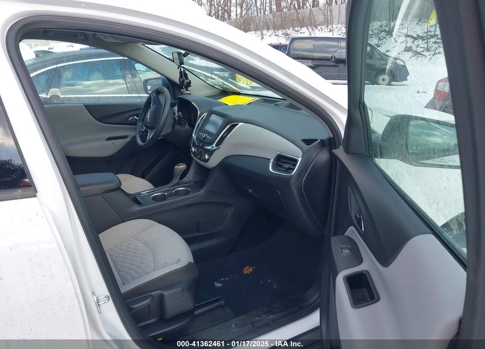 2018 CHEVROLET EQUINOX LS VIN: 2GNAXREV4J6121557