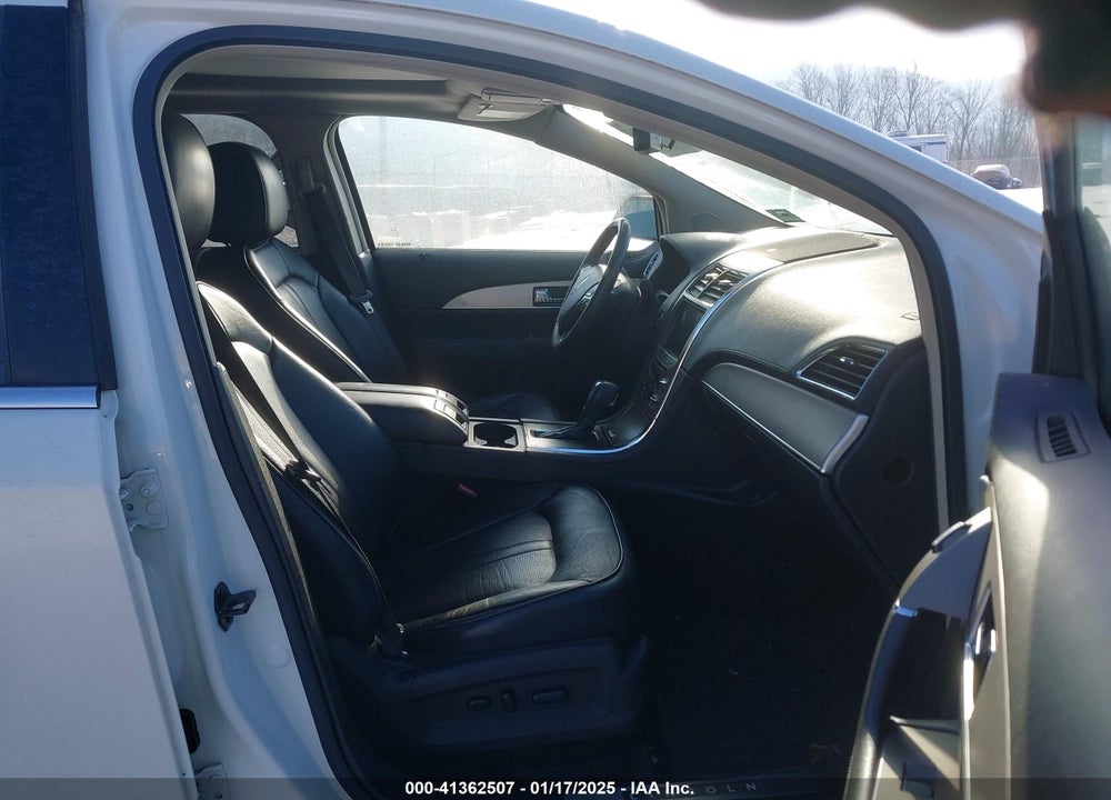2012 LINCOLN MKX VIN: 2LMDJ8JK8CBL11403