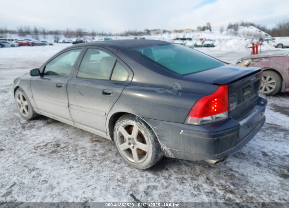 2005 VOLVO S60 R VIN: YV1RH527552451714