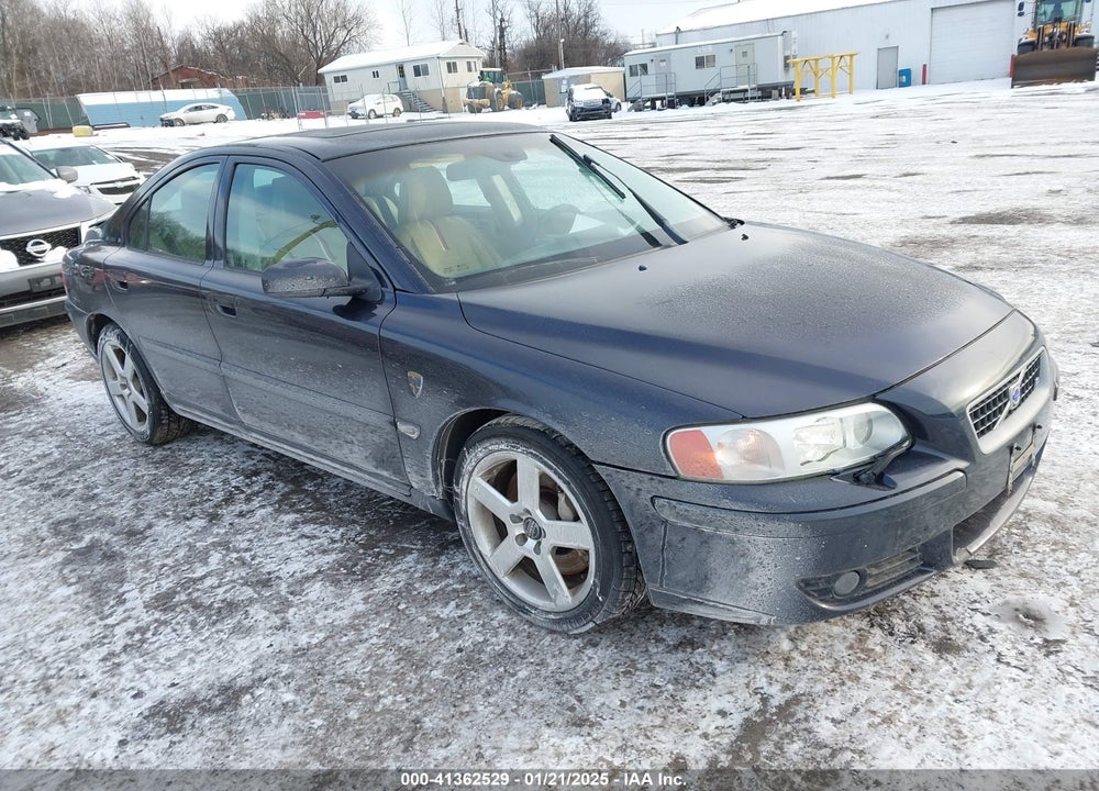 2005 VOLVO S60 R VIN: YV1RH527552451714