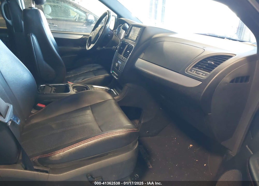 2014 DODGE GRAND CARAVAN R/T VIN: 2C4RDGEG9ER323695