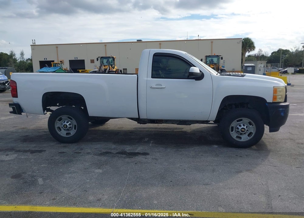 2013 CHEVROLET SILVERADO 2500HD VIN: 1GB0CVCG9DF207703