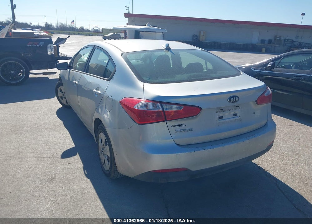 2014 KIA FORTE VIN: KNAFK4A69E5137864